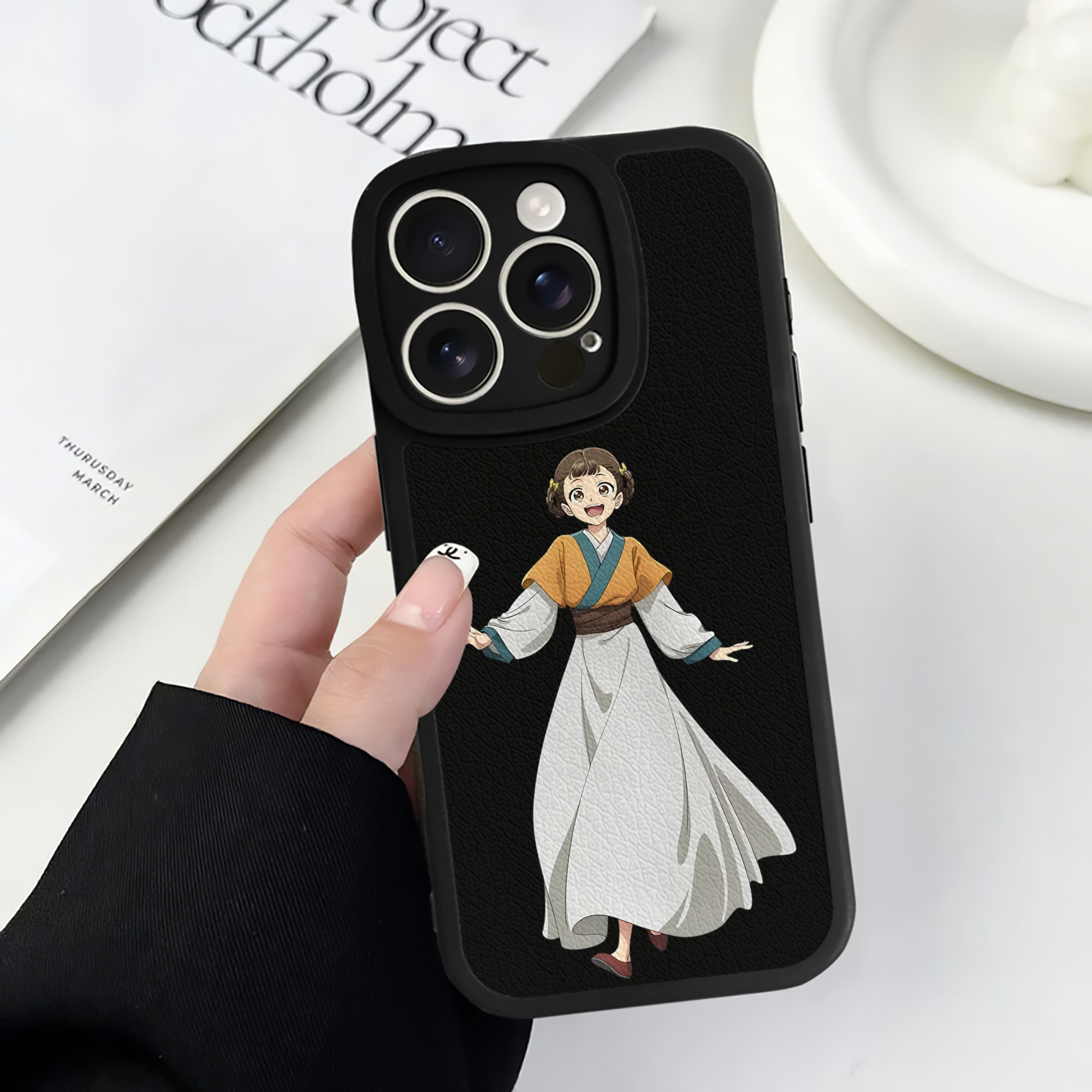 薬屋のひとりごと The Apothecary Diaries 【iPhone 16シリーズ対応】シリコンスマホケース（レザー調） 材質：シリコン